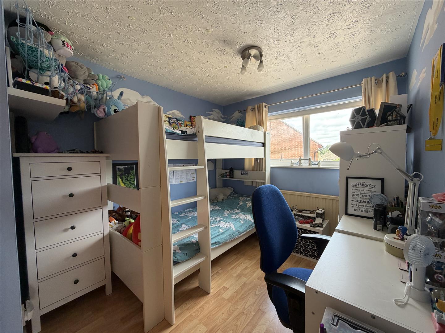 Andrews Close, 